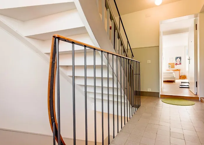 Апартаменты Boutique Studio, Bundeshausblick I Naehe Altstadt Берн