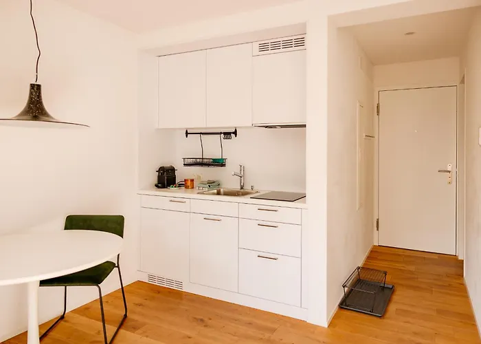 Апартаменты Boutique Studio, Bundeshausblick I Naehe Altstadt Берн